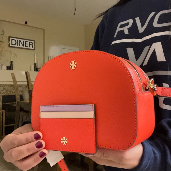 Tory Burch Handbags - Tory burch crossbody and wallet